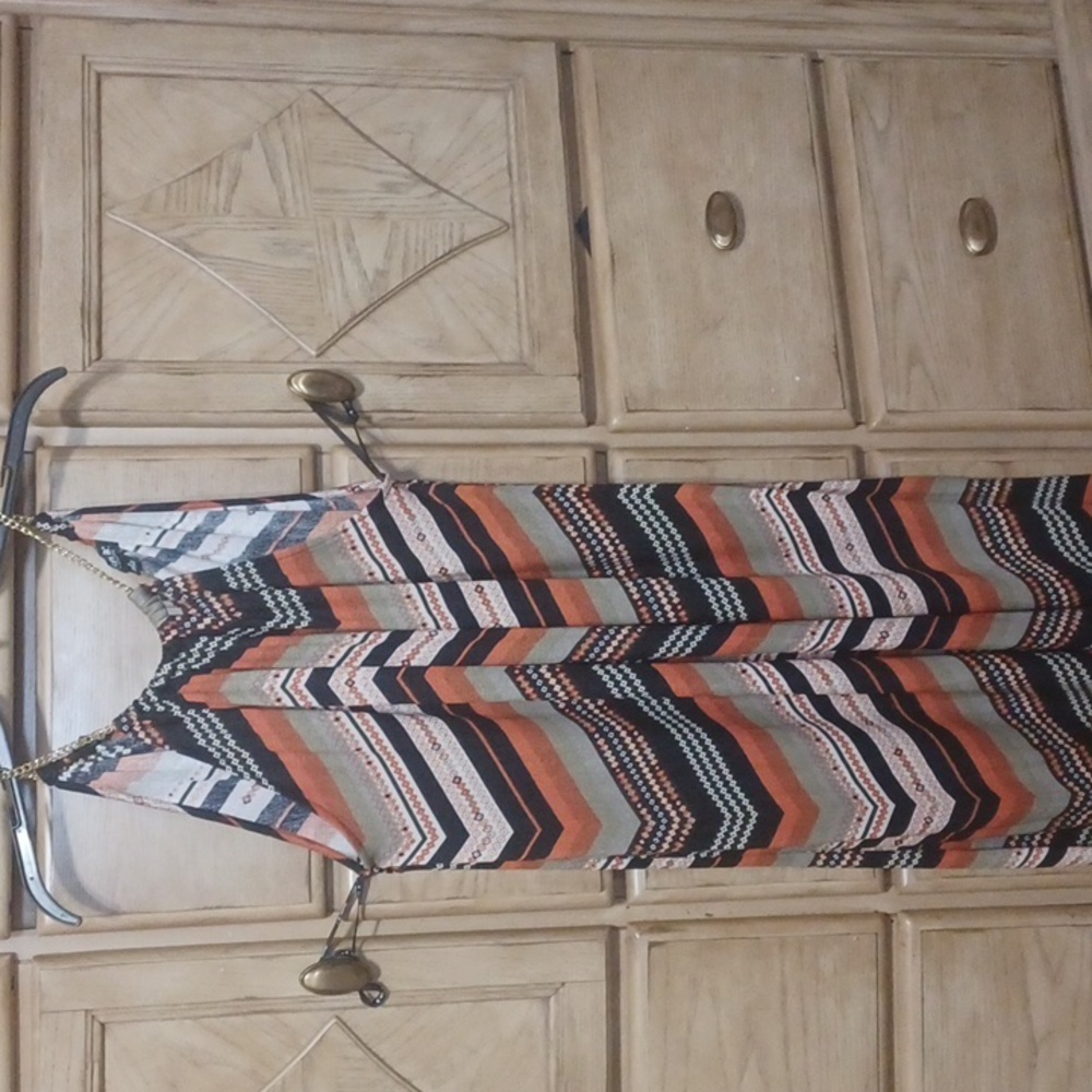 Ladies chain strap dress sz m